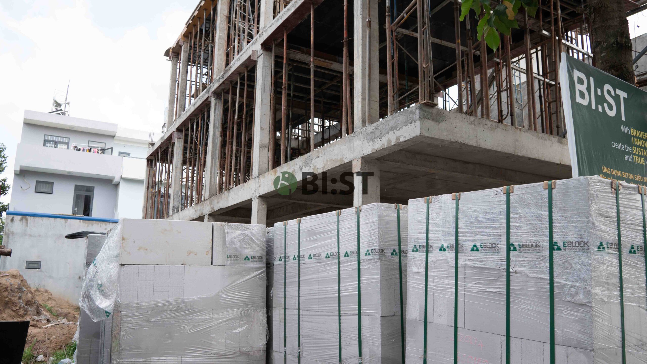 GẠCH AAC bê tông khí chưng áp tại công trình nhà phố thuộc dự án khu dân cư quy hoạch 1/500