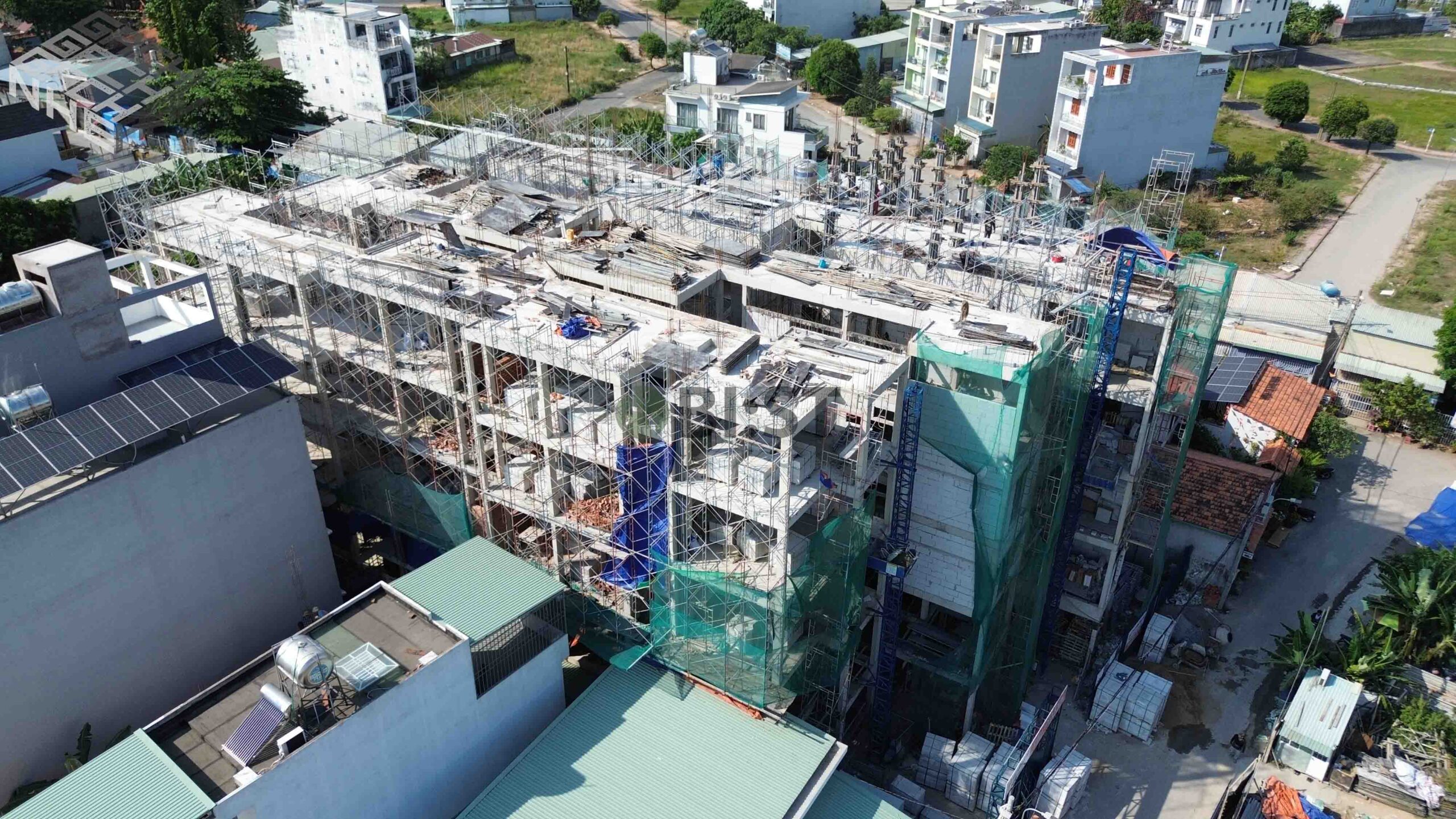 thi công xây dựng dự án căn hộ dịch vụ bằng gạch aac bê tông khí chưng áp tại thành phố hồ chí minh